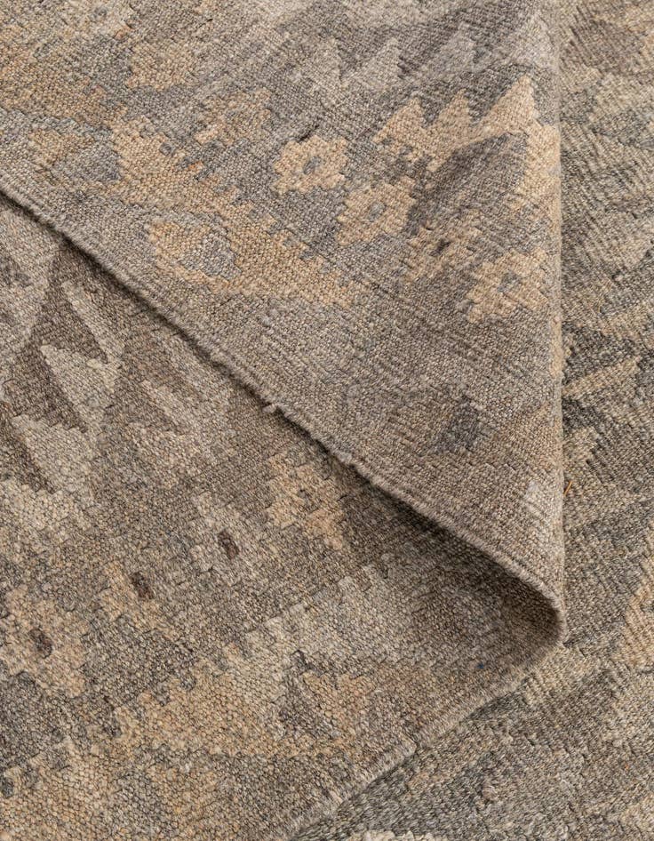 Detail image of  6' 2 x 9' 2  Hand Woven Kilim Maymana Wool Rug