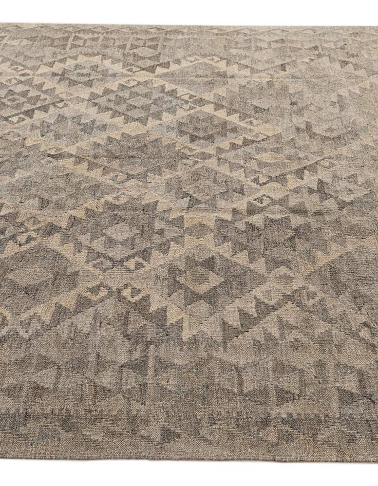 Detail image of  6' 4 x 9' 8  Hand Woven Kilim Maymana Wool Rug