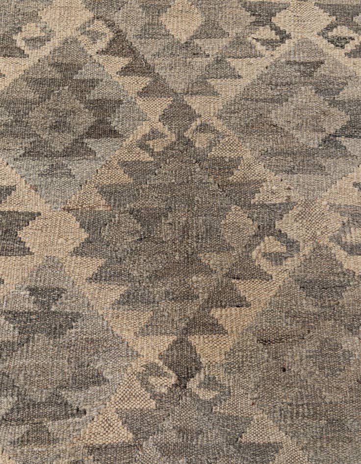 Detail image of  6' 4 x 9' 8  Hand Woven Kilim Maymana Wool Rug