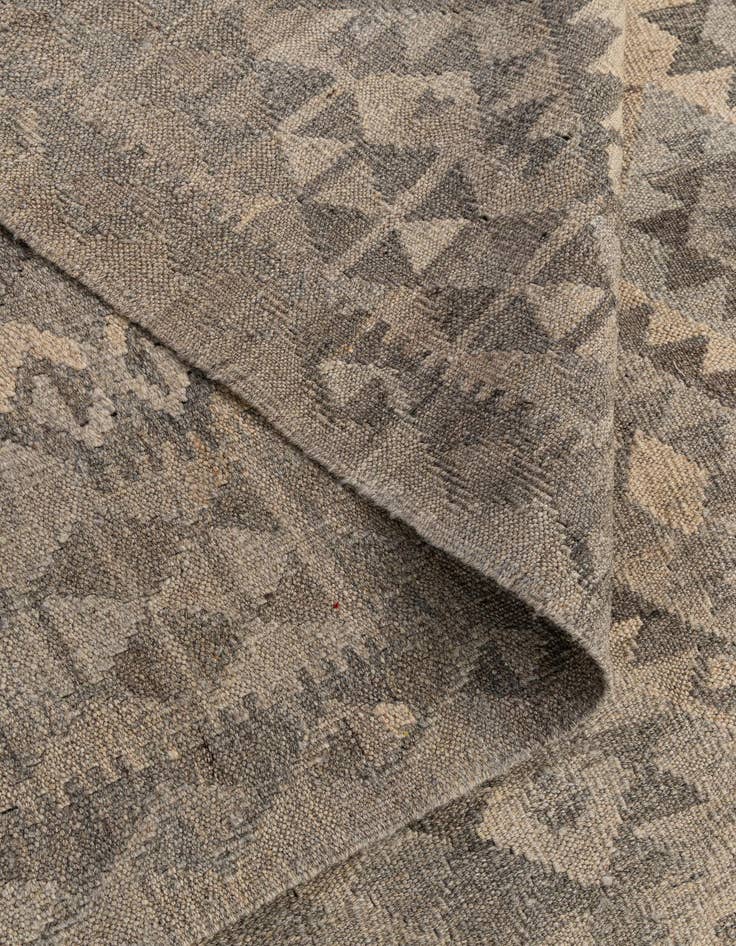 Detail image of  6' 4 x 9' 8  Hand Woven Kilim Maymana Wool Rug