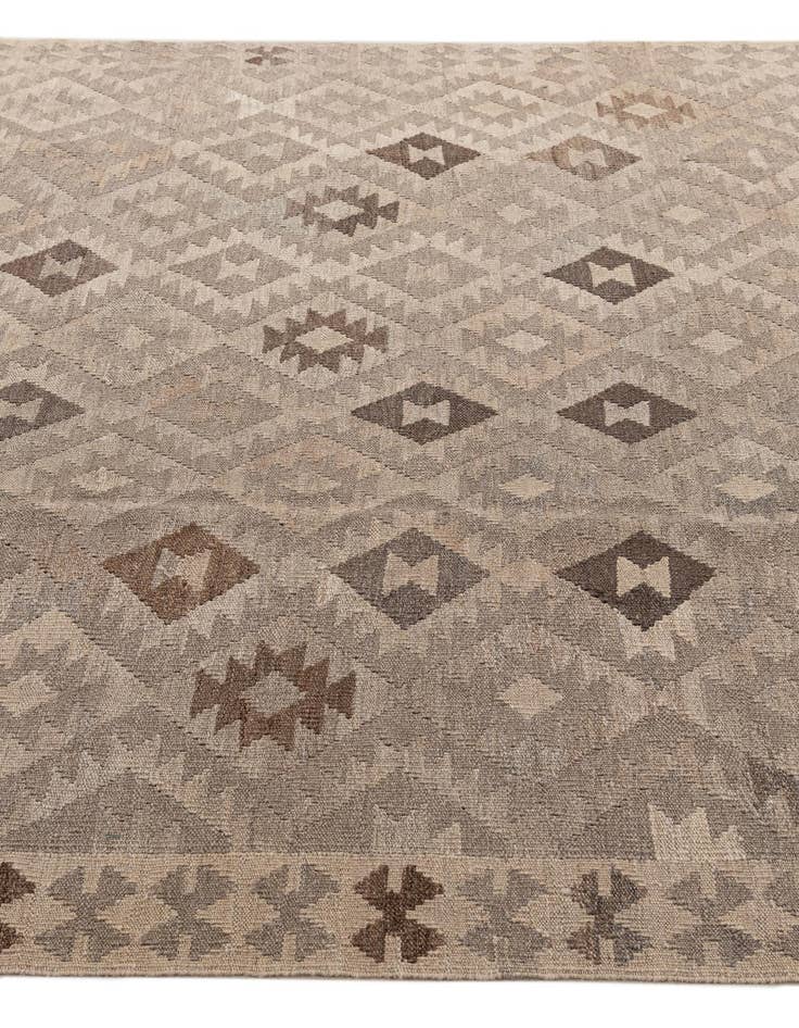 Detail image of  6' 6 x 9' 5  Hand Knotted Kilim Maymana Wool Rug