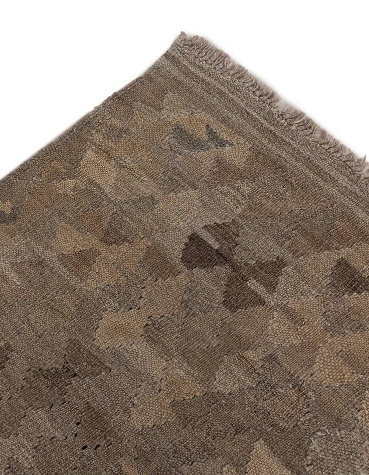 Detail image of  6' 8 x 9' 4  Hand Woven Kilim Maymana Wool Rug