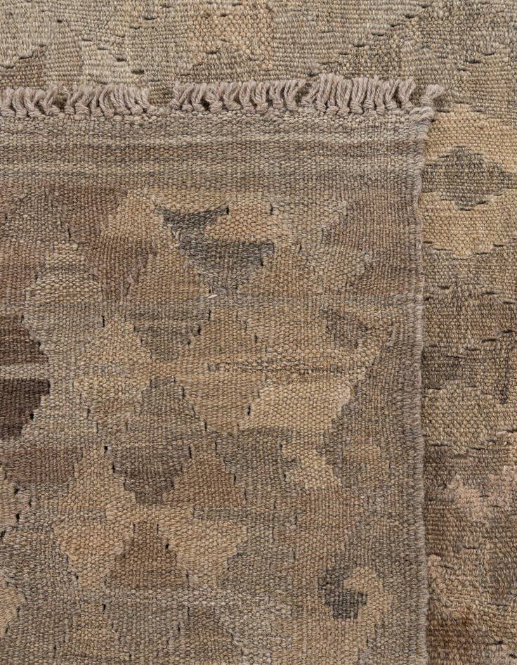 Detail image of  6' 8 x 9' 4  Hand Woven Kilim Maymana Wool Rug