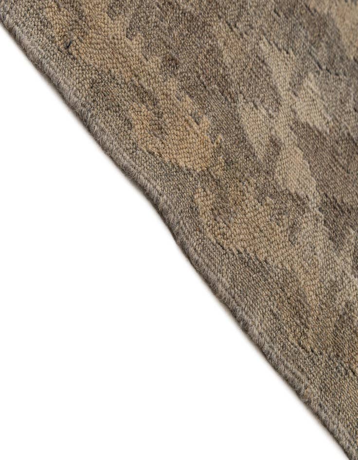 Detail image of  6' 8 x 9' 4  Hand Woven Kilim Maymana Wool Rug