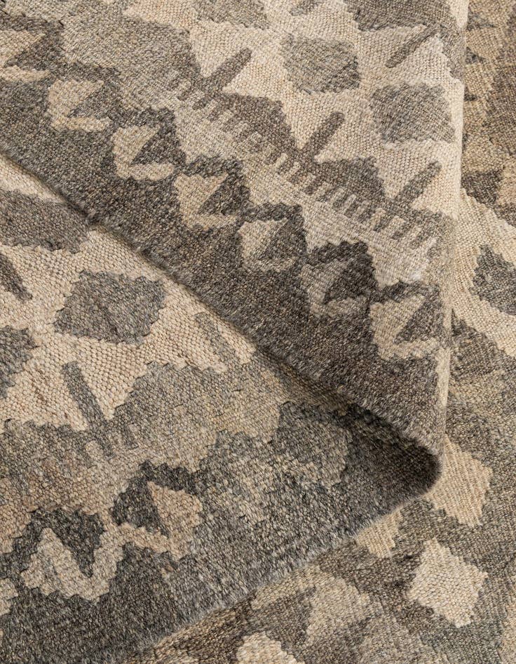 Detail image of  6' 9 x 9' 6  Hand Knotted Kilim Maymana Wool Rug