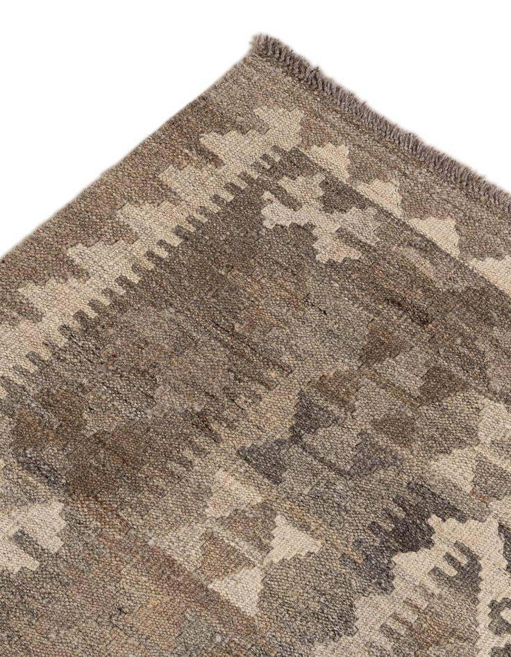 Detail image of  6' 8 x 9' 7  Hand Woven Kilim Maymana Wool Rug