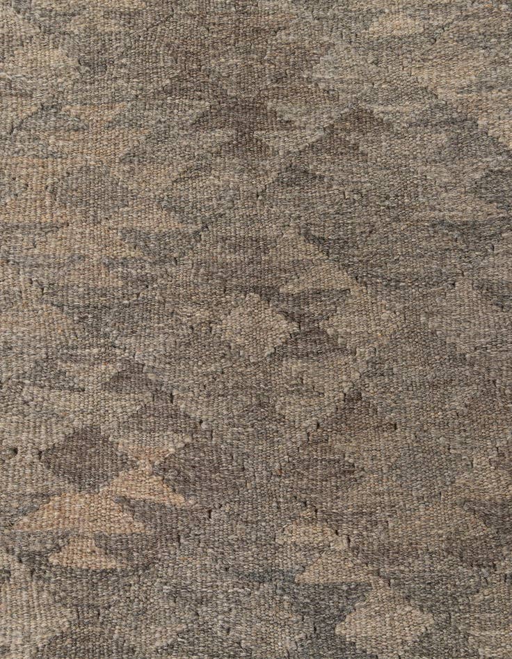 Detail image of  6' 8 x 9' 8  Hand Woven Kilim Maymana Wool Rug