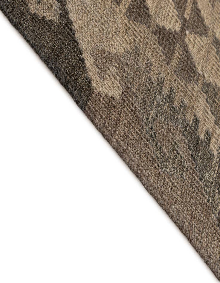 Detail image of  6' 7 x 9' 7  Hand Woven Kilim Maymana Wool Rug