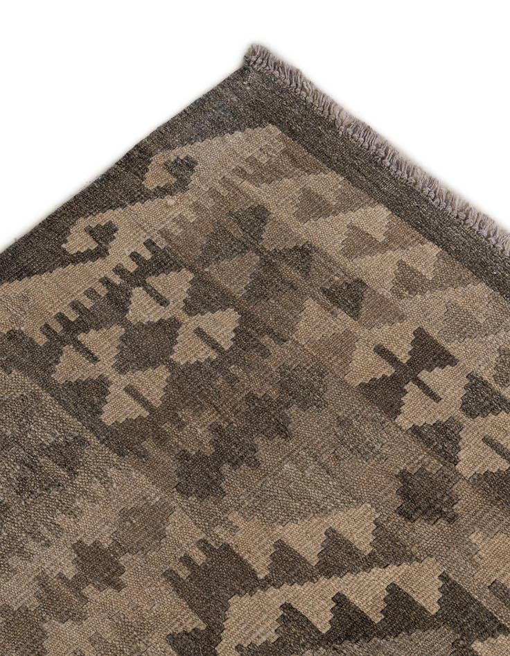 Detail image of  6' 7 x 9' 7  Hand Woven Kilim Maymana Wool Rug