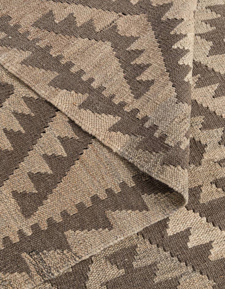 Detail image of  6' 8 x 9' 8  Hand Woven Kilim Maymana Wool Rug