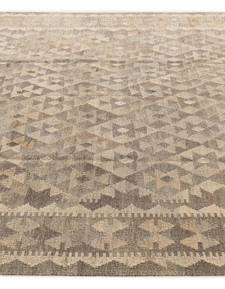 Detail image of  6' 8 x 9' 8  Hand Woven Kilim Maymana Wool Rug