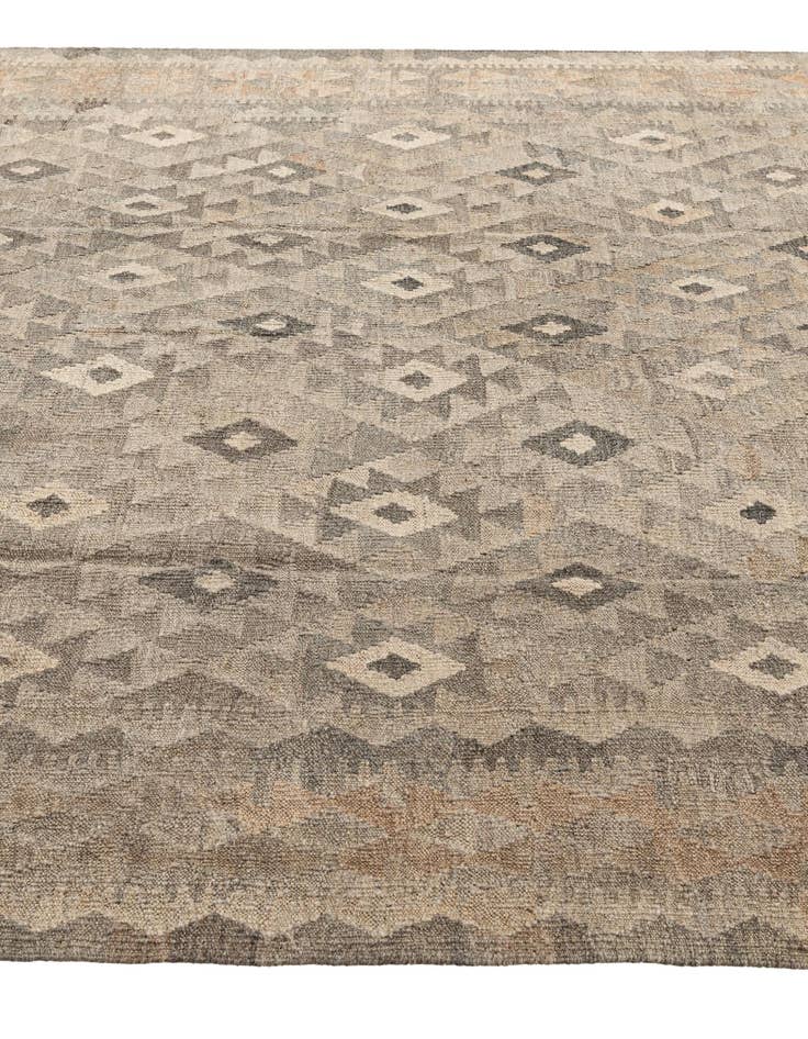 Detail image of  6' 8 x 9' 7  Hand Woven Kilim Maymana Wool Rug