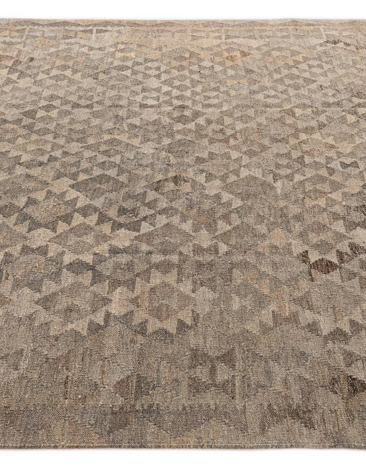 Detail image of  6' 9 x 9' 8  Hand Woven Kilim Maymana Wool Rug