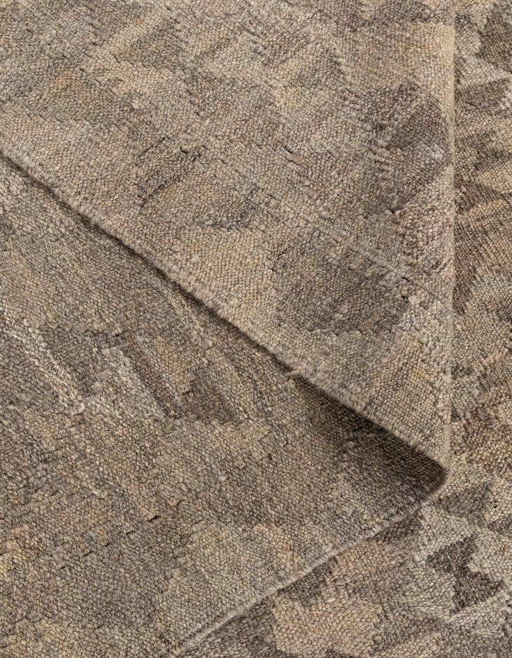 Detail image of  6' 9 x 9' 8  Hand Woven Kilim Maymana Wool Rug