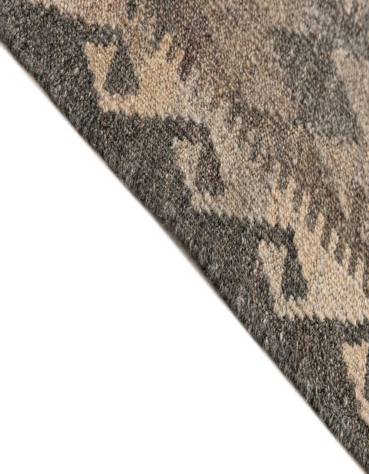 Detail image of  6' 7 x 9' 8  Hand Woven Kilim Maymana Wool Rug