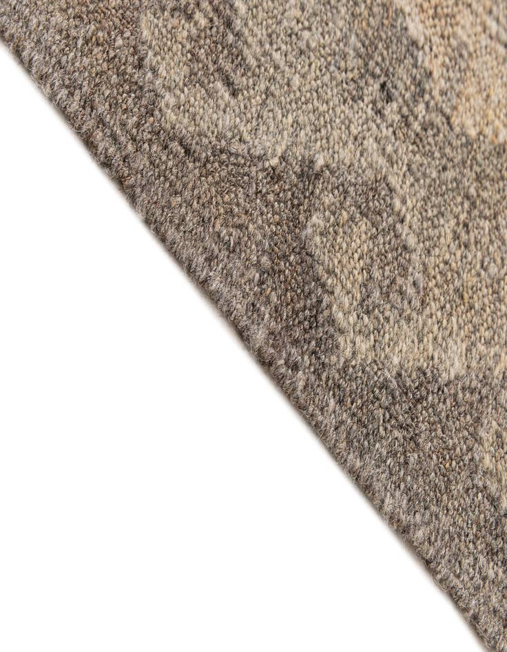 Detail image of  6' 8 x 9' 8  Hand Woven Kilim Maymana Wool Rug