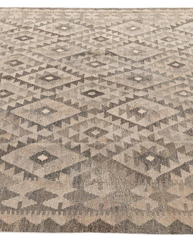 Detail image of  6' 10 x 9' 8  Hand Woven Kilim Maymana Wool Rug