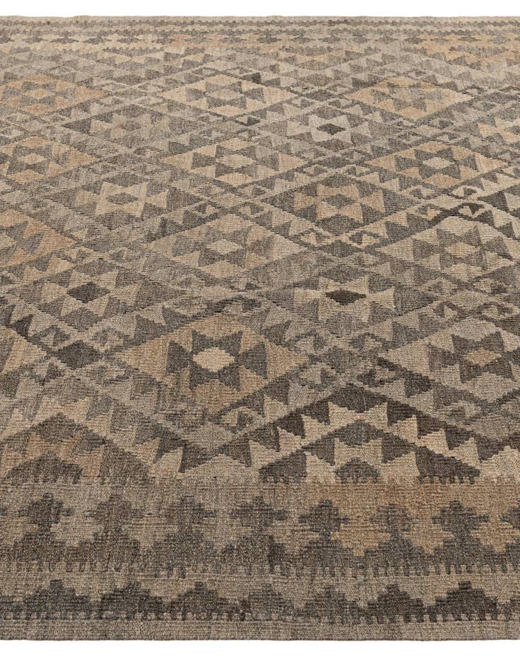 Detail image of  6' 4 x 9' 8  Hand Woven Kilim Maymana Wool Rug