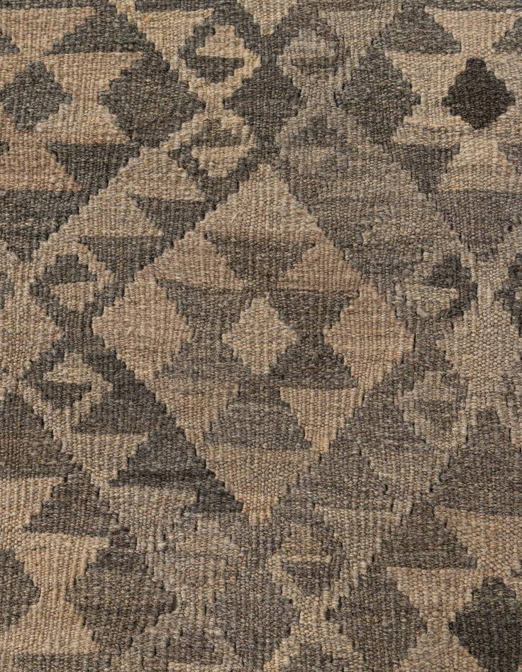 Detail image of  6' 4 x 9' 8  Hand Woven Kilim Maymana Wool Rug