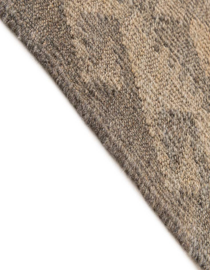 Detail image of  6' 9 x 9' 6  Hand Woven Kilim Maymana Wool Rug