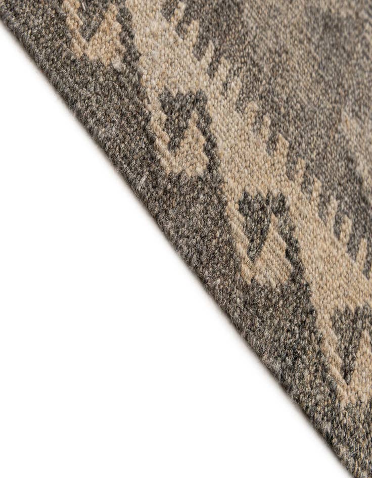 Detail image of  6' 9 x 9' 8  Hand Woven Kilim Maymana Wool Rug