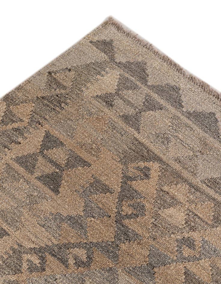 Detail image of  6' 9 x 9' 8  Hand Woven Kilim Maymana Wool Rug