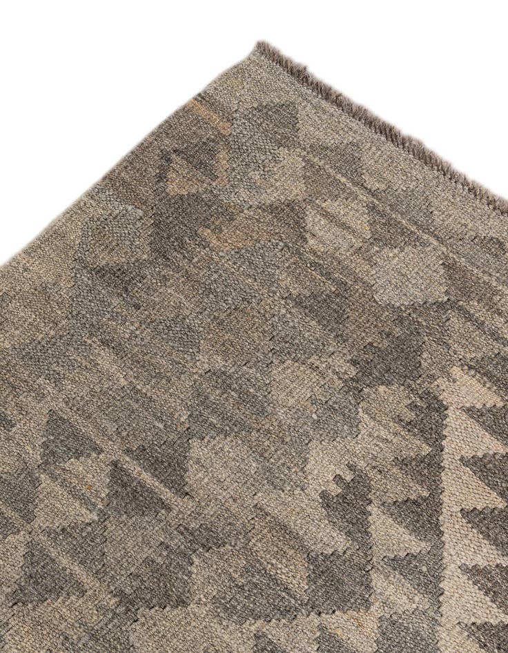 Detail image of  6' 8 x 9' 11  Hand Woven Kilim Maymana Wool Rug