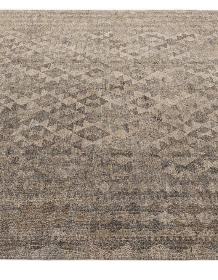 Detail image of  6' 9 x 10'  Hand Woven Kilim Maymana Wool Rug
