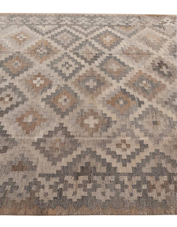 Detail image of  6' 6 x 9' 9  Hand Woven Kilim Maymana Wool Rug