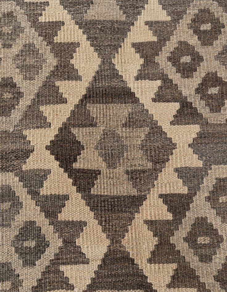 Detail image of  6' 8 x 10'  Hand Woven Kilim Maymana Wool Rug