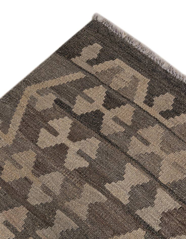 Detail image of  6' 8 x 10'  Hand Woven Kilim Maymana Wool Rug