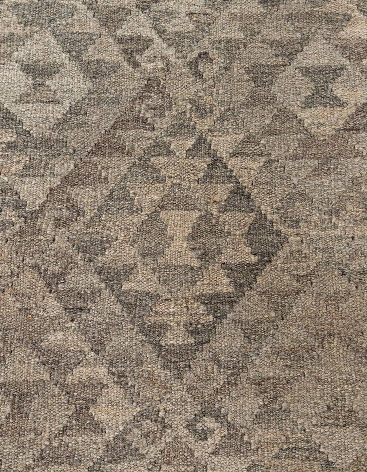 Detail image of  6' 9 x 9' 10  Hand Woven Kilim Maymana Wool Rug