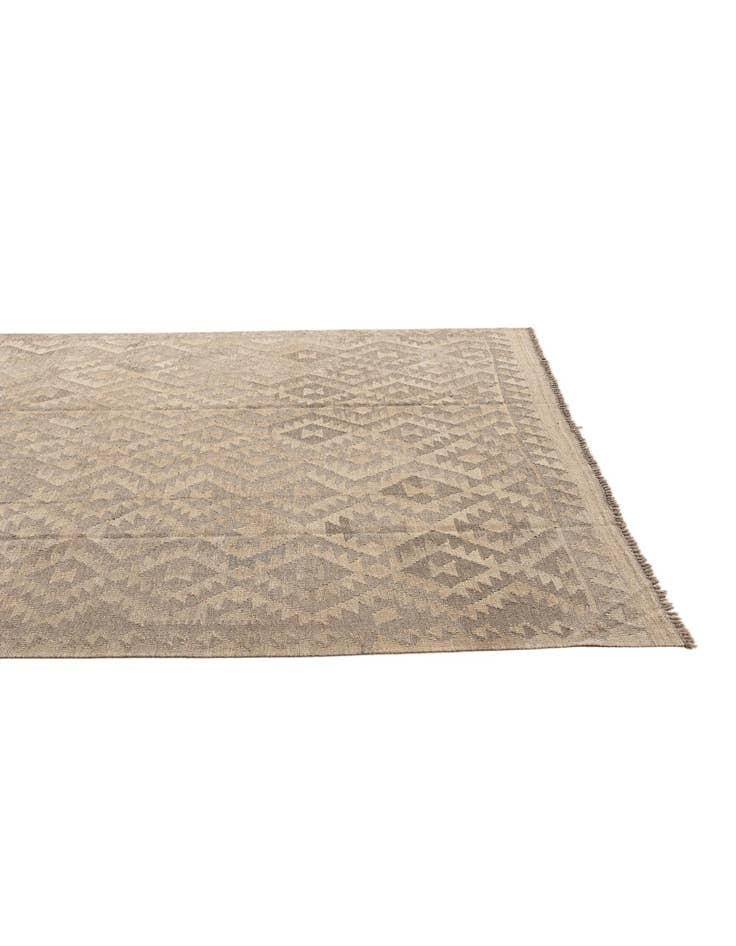 Detail image of  6' 6 x 9' 9  Hand Woven Kilim Maymana Wool Rug
