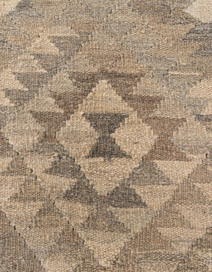 Detail image of  6' 9 x 9' 9  Hand Knotted Kilim Maymana Wool Rug