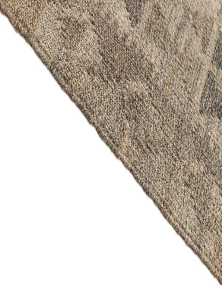 Detail image of  6' 8 x 9' 8  Hand Woven Kilim Maymana Wool Rug