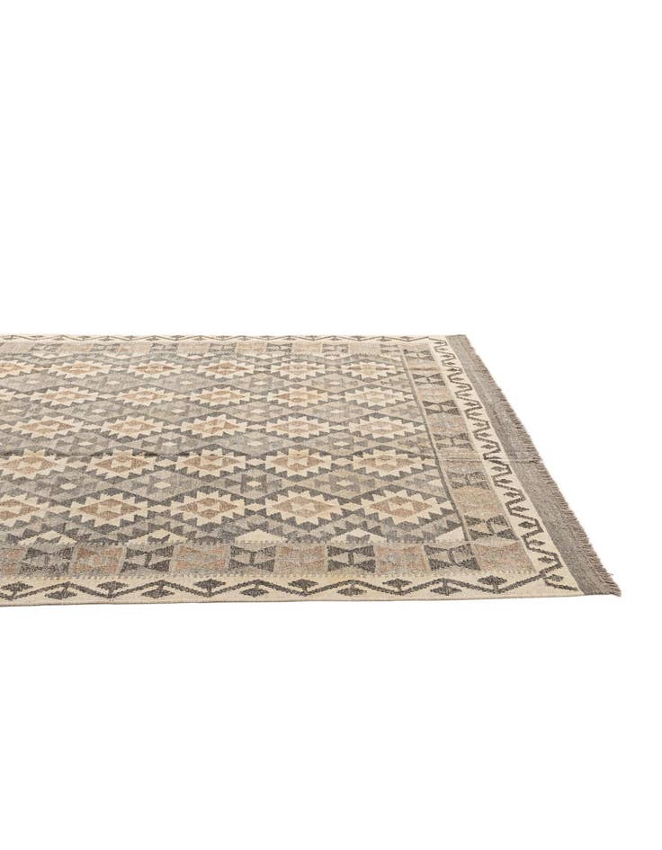 Detail image of  6' 5 x 9' 11  Hand Woven Kilim Maymana Wool Rug