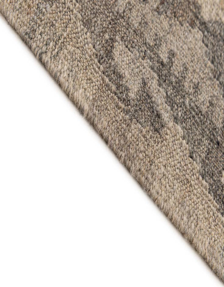 Detail image of  6' 8 x 9' 9  Hand Woven Kilim Maymana Wool Rug