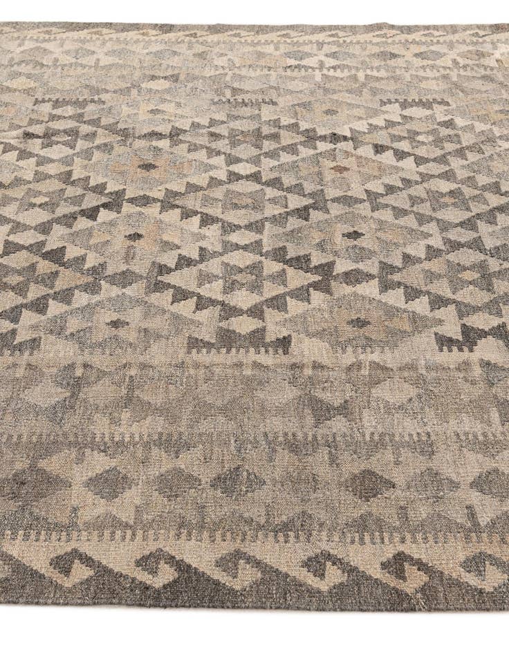 Detail image of  6' 8 x 9' 9  Hand Woven Kilim Maymana Wool Rug
