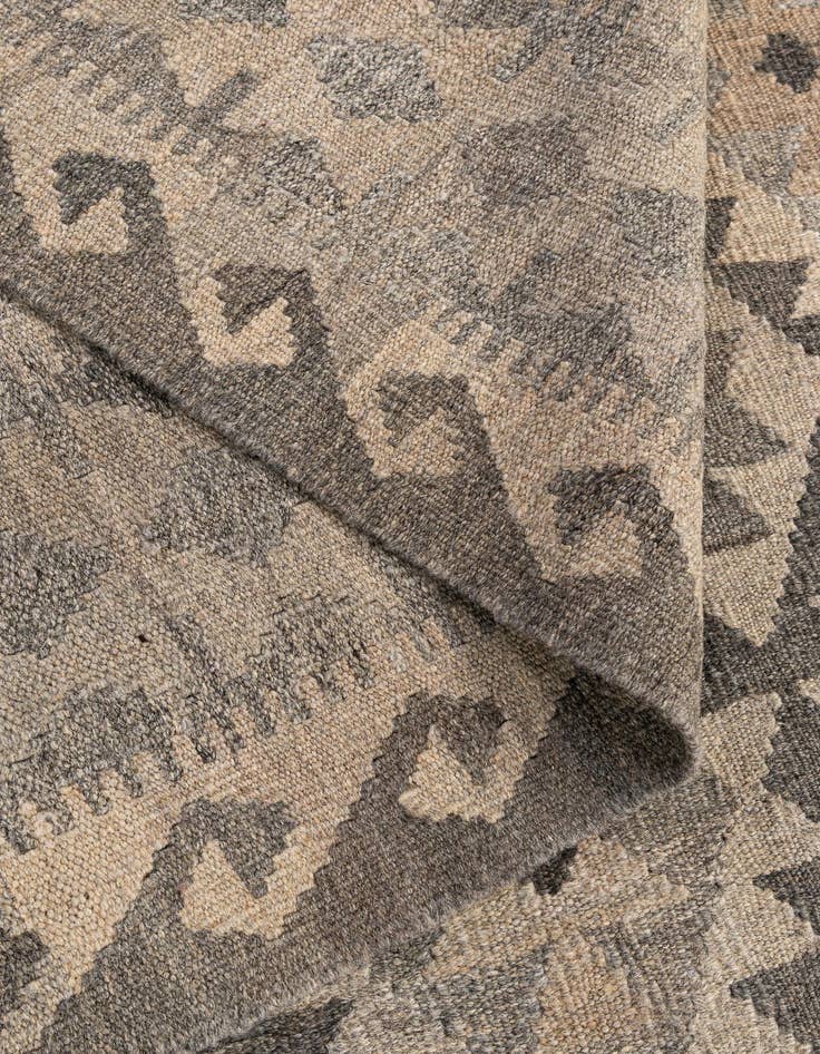 Detail image of  6' 8 x 9' 9  Hand Woven Kilim Maymana Wool Rug