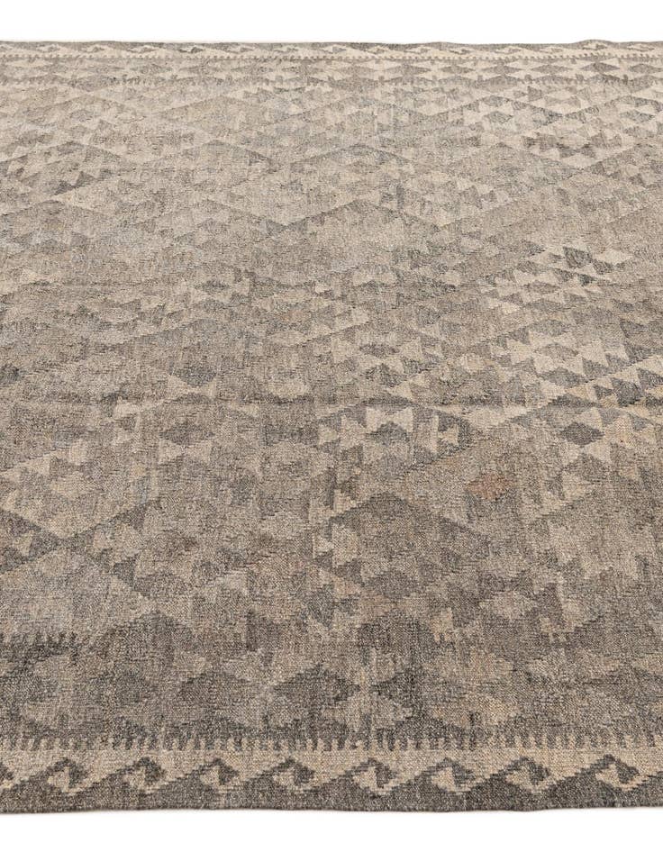 Detail image of  6' 8 x 9' 8  Hand Woven Kilim Maymana Wool Rug