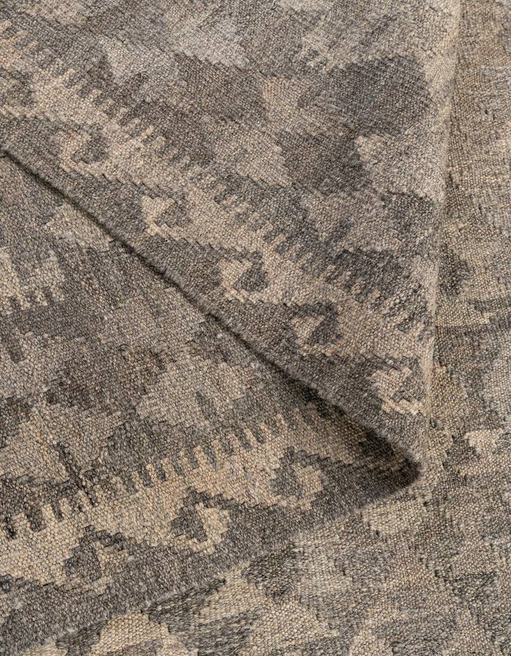 Detail image of  6' 8 x 9' 8  Hand Woven Kilim Maymana Wool Rug