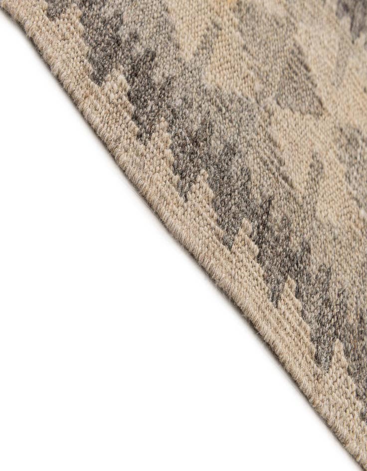Detail image of  6' 9 x 9' 6  Hand Woven Kilim Maymana Wool Rug