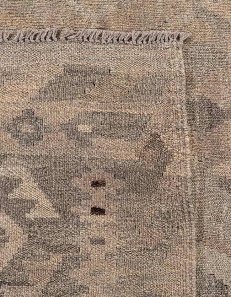 Detail image of  6' 9 x 9' 11  Hand Woven Kilim Maymana Wool Rug