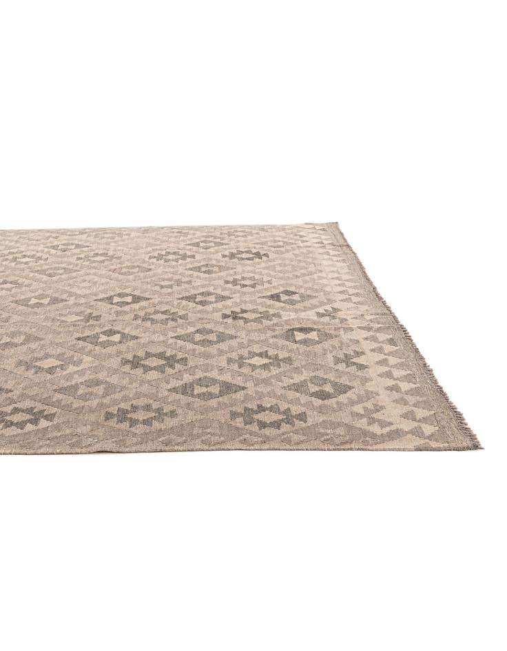 Detail image of  6' 8 x 9' 10  Hand Woven Kilim Maymana Wool Rug