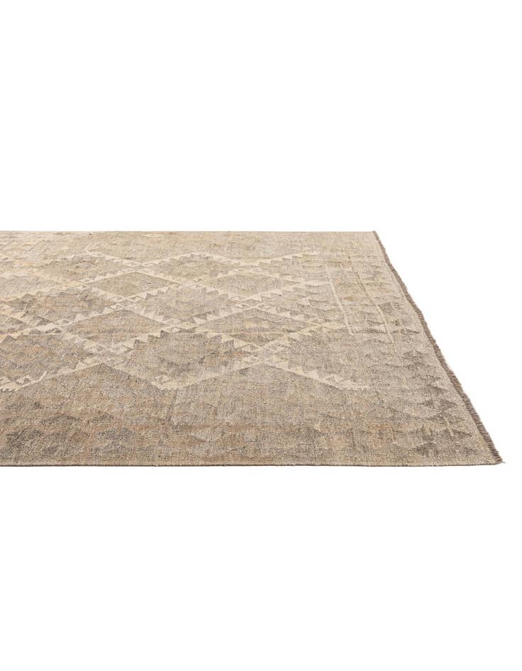 Detail image of  6' 8 x 9' 10  Hand Woven Kilim Maymana Wool Rug