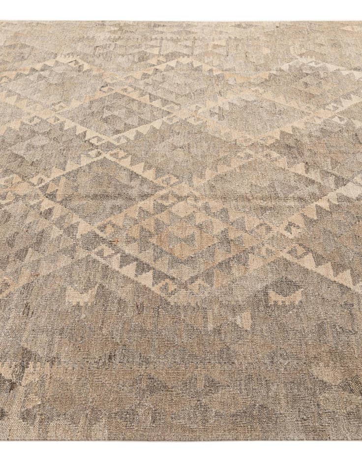 Detail image of  6' 8 x 9' 10  Hand Woven Kilim Maymana Wool Rug