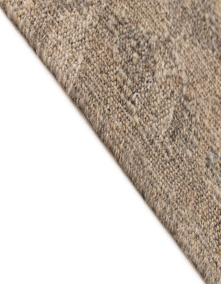 Detail image of  6' 8 x 9' 10  Hand Woven Kilim Maymana Wool Rug