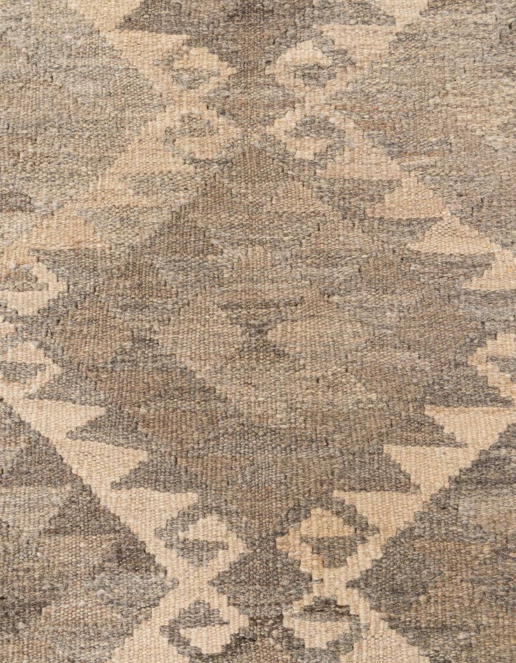 Detail image of  6' 8 x 9' 10  Hand Woven Kilim Maymana Wool Rug
