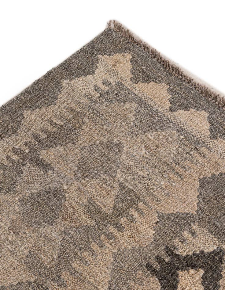 Detail image of  6' 8 x 9' 10  Hand Woven Kilim Maymana Wool Rug