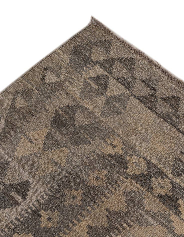 Detail image of  6' 8 x 9' 9  Hand Woven Kilim Maymana Wool Rug